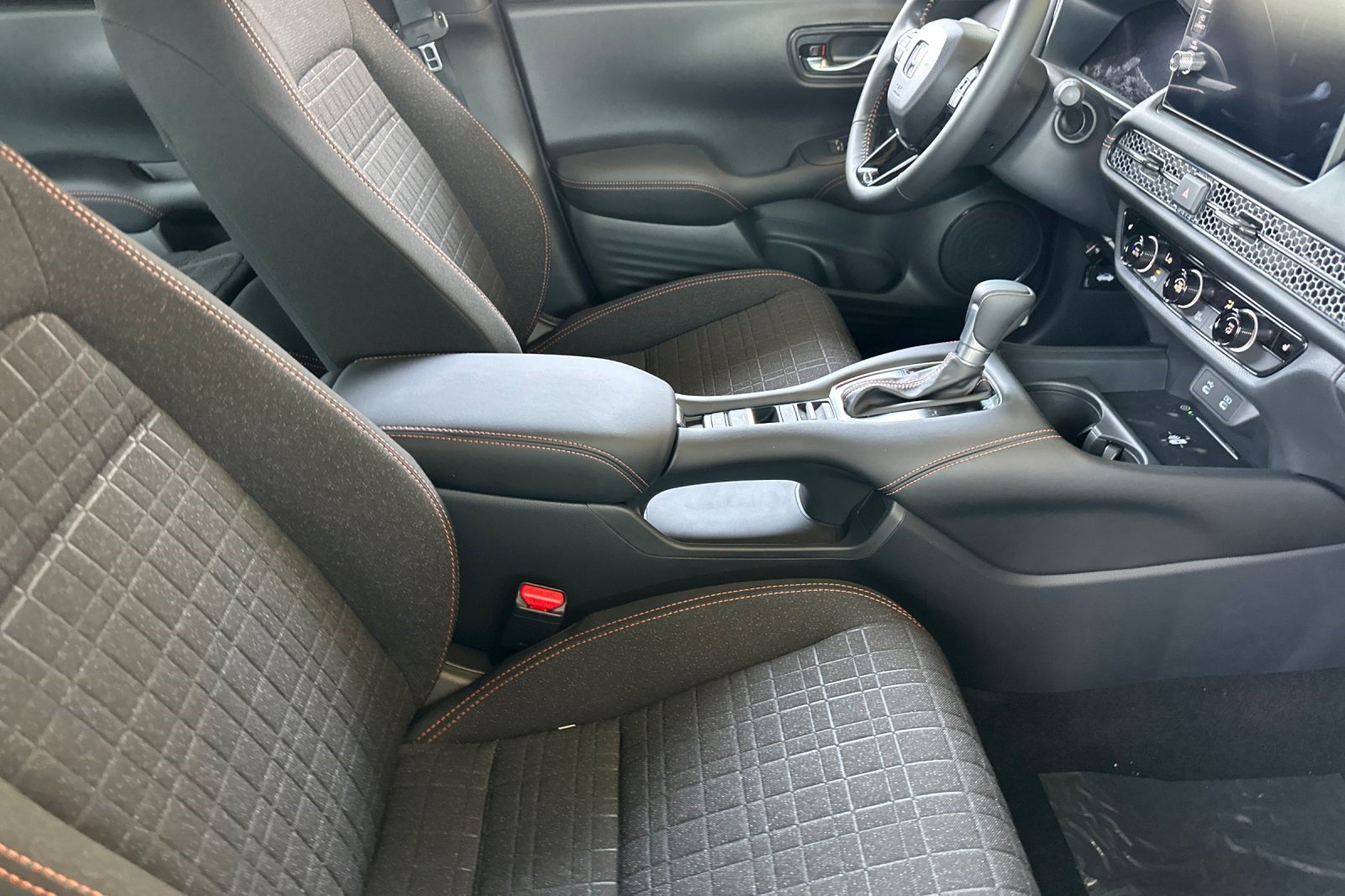 Certified 2026 Honda HR-V Sport image 29