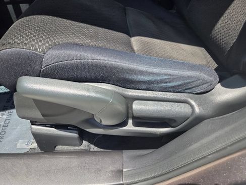 Used 2016 Honda CR-V SE image 10