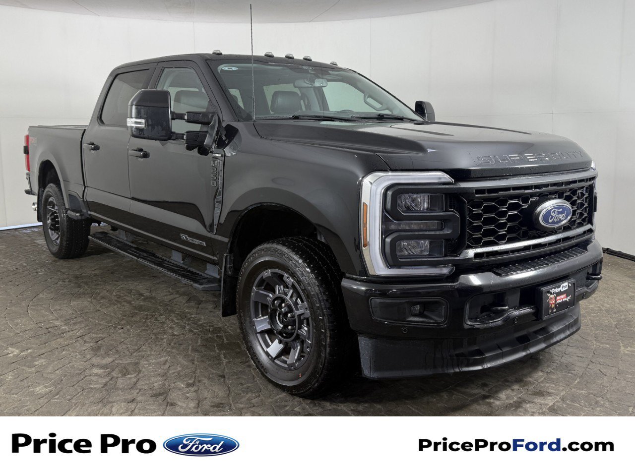 Used 2024 Ford F250 Lariat w/ Lariat Ultimate Package AWD/4WD image 1
