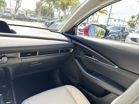 Used 2025 MAZDA CX-30 AWD 2.5 S w/ Preferred Package image 15