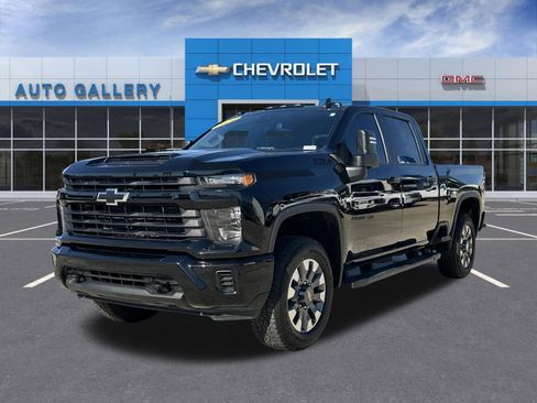 Certified 2024 Chevrolet Silverado 2500 Custom w/ Custom Convenience Package AWD/4WD image 1