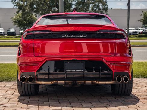 Used 2025 Lamborghini Urus Performante AWD/4WD image 4