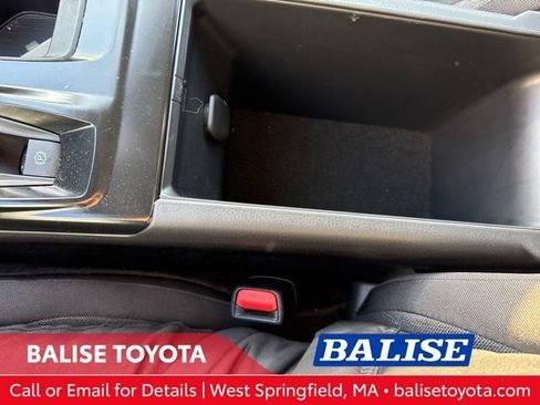 Used 2025 Toyota Camry LE w/ Convenience Package image 21