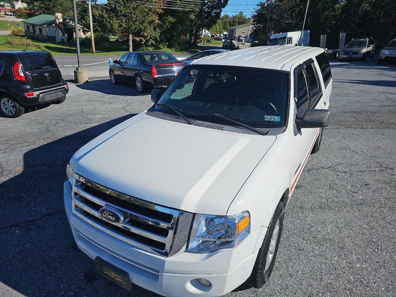 Used 2008 Ford Expedition EL XLT AWD/4WD image 8