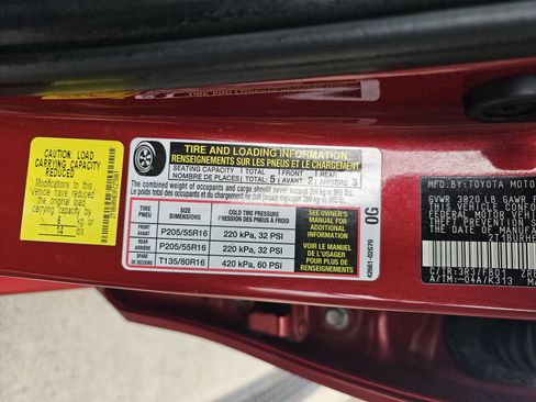 Used 2015 Toyota Corolla LE image 27