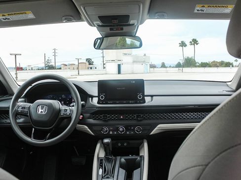 Certified 2023 Honda Accord LX image 13