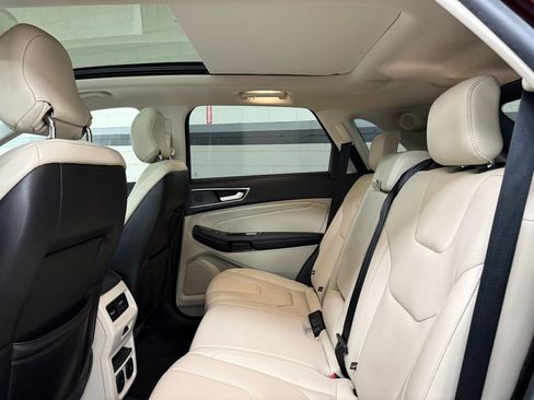 Used 2019 Ford Edge Titanium w/ Equipment Group 301A image 15