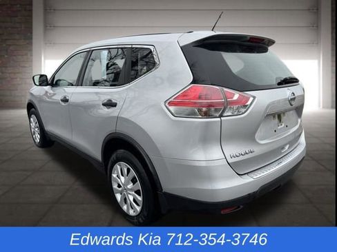 Used 2016 Nissan Rogue S image 6