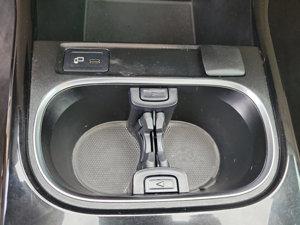 Used 2021 Mercedes-Benz CLA 250 w/ Driver Assistance Package image 36