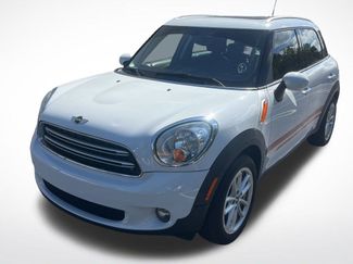 Used 2016 MINI Cooper Countryman video 1