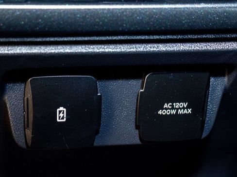 Used 2022 Ford F150 Lariat image 20