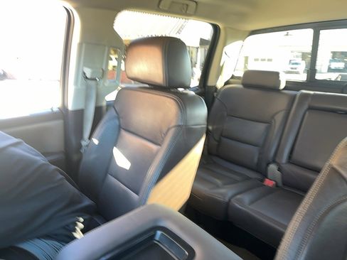 Used 2016 Chevrolet Silverado 3500 LT w/ LT Convenience Package image 17