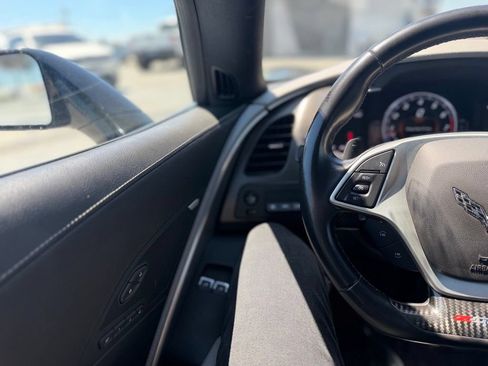 Used 2019 Chevrolet Corvette Z06 RWD image 6