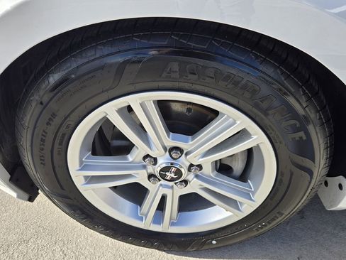 Used 2014 Ford Mustang Convertible w/ Equipment Group 102A image 10