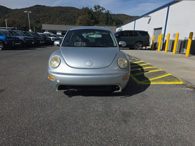 Used 2004 Volkswagen Beetle GL FWD image 5