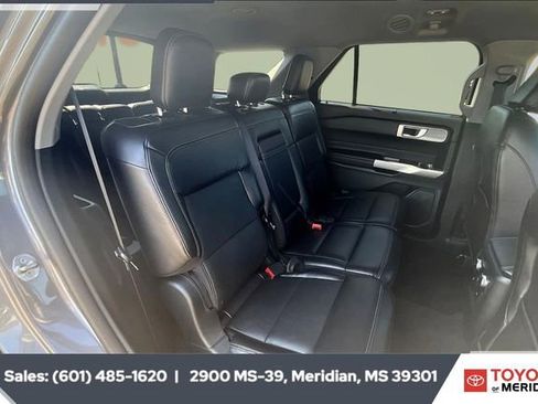 Used 2023 Ford Explorer Limited image 20