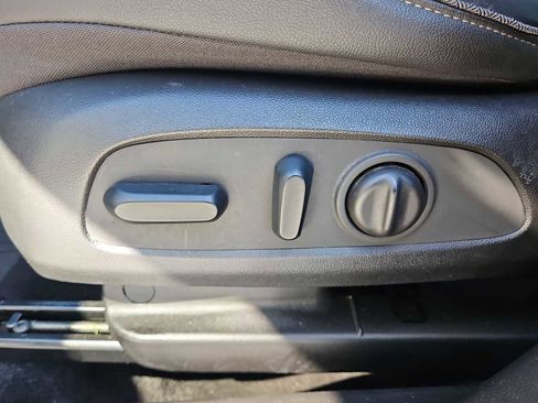 Certified 2023 Buick Encore GX Select w/ Sport Touring Package image 18