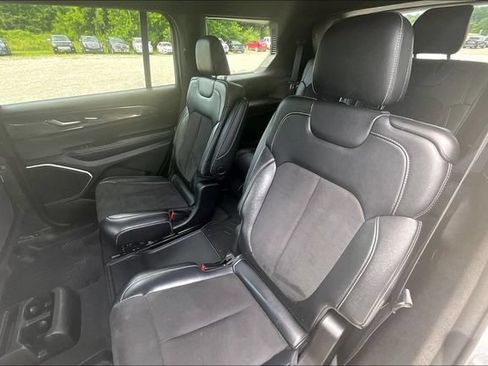 Used 2022 Jeep Grand Cherokee L Laredo AWD/4WD image 24