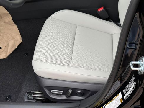 New 2026 Toyota Prius XLE image 13