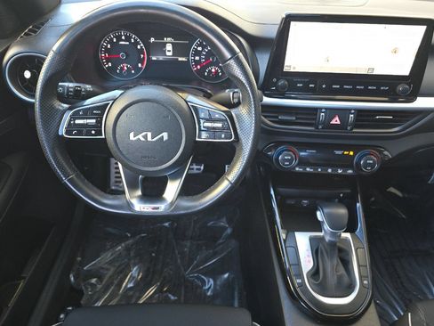 Used 2022 Kia Forte GT-Line w/ GT-Line Premium Package FWD image 11