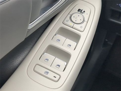 Certified 2024 Hyundai Sonata SEL w/ Convenience Package image 23