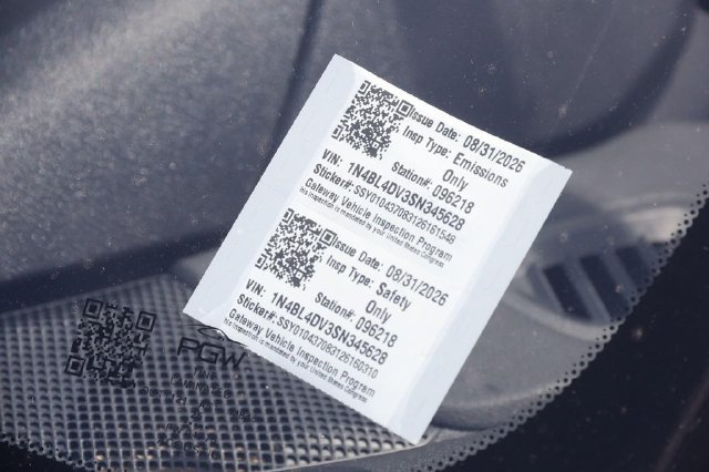 Certified 2025 Nissan Altima 2.5 SV FWD image 29
