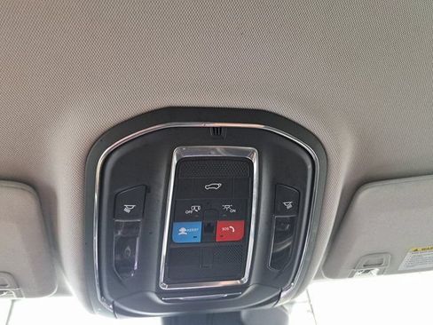 Used 2023 Jeep Grand Cherokee L Limited w/ Black Appearance Package RWD image 16