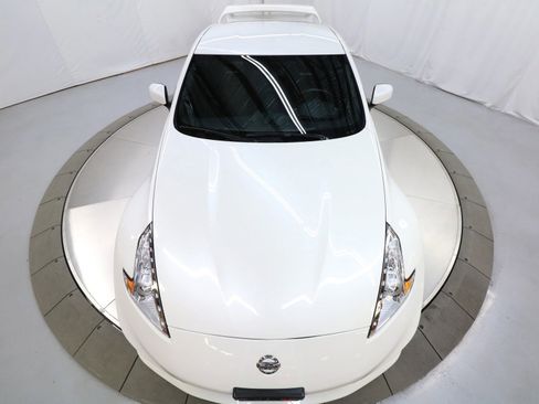 Used 2009 Nissan 370Z NISMO image 35