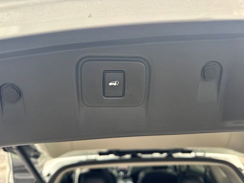 Used 2024 Nissan Murano SL image 29