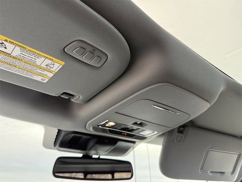 Used 2021 Ford F150 Lariat w/ Equipment Group 502A High image 30