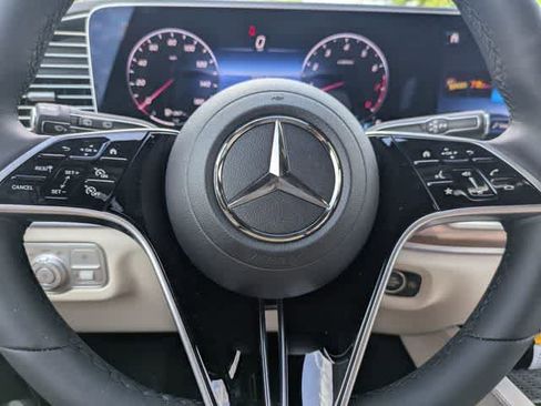 Used 2026 Mercedes-Benz GLE 350 4MATIC image 23