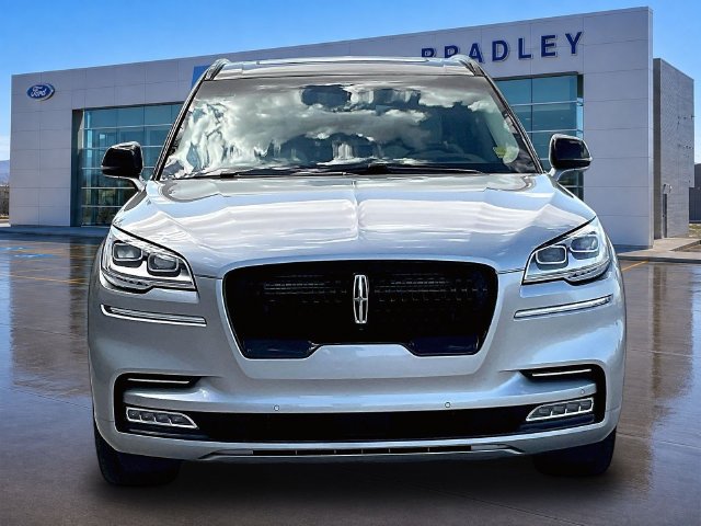 Used 2023 Lincoln Aviator Black Label AWD/4WD image 2