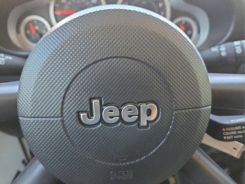 Used 2010 Jeep Wrangler Sport AWD/4WD image 12