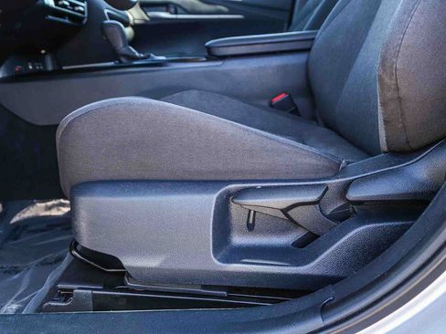 Used 2025 Toyota Camry LE FWD image 21