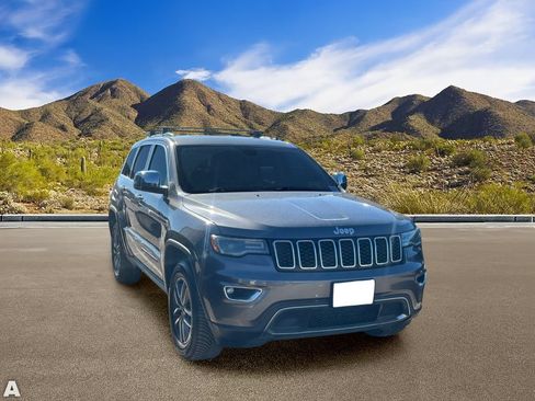 Used 2019 Jeep Grand Cherokee Limited w/ Luxury Group II AWD/4WD image 5