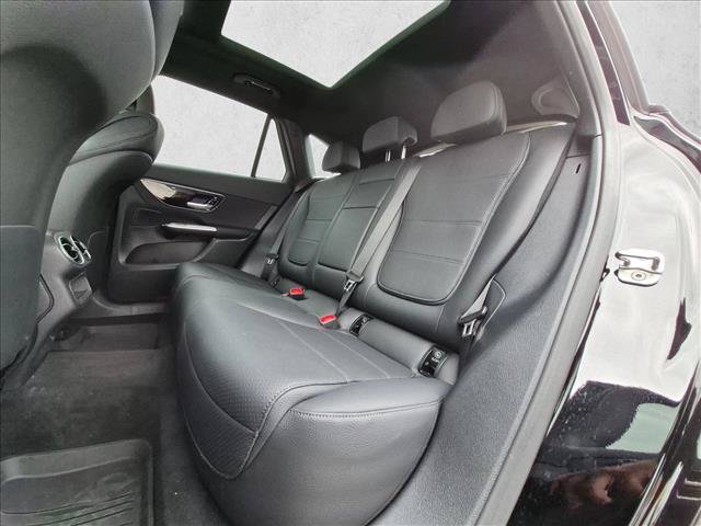 Used 2026 Mercedes-Benz GLC 300 4MATIC image 15