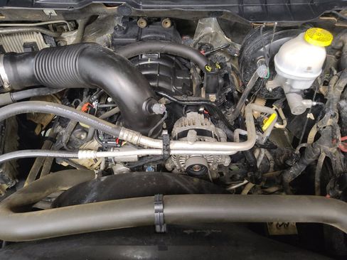 Used 2020 RAM 1500 Tradesman w/ Chrome Plus Package RWD image 30