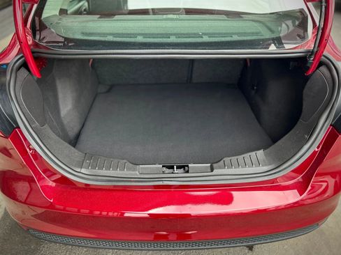 Used 2016 Ford Focus SE image 20