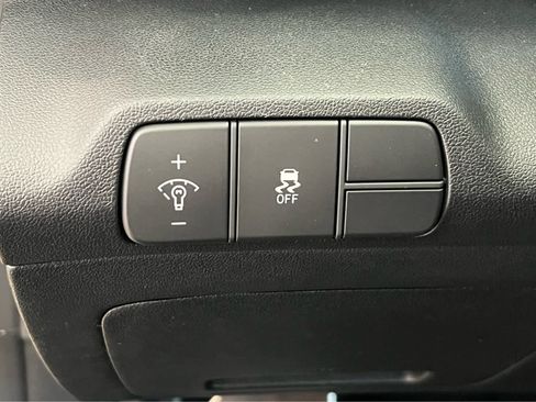 New 2026 Hyundai Elantra SEL Sport Premium image 31