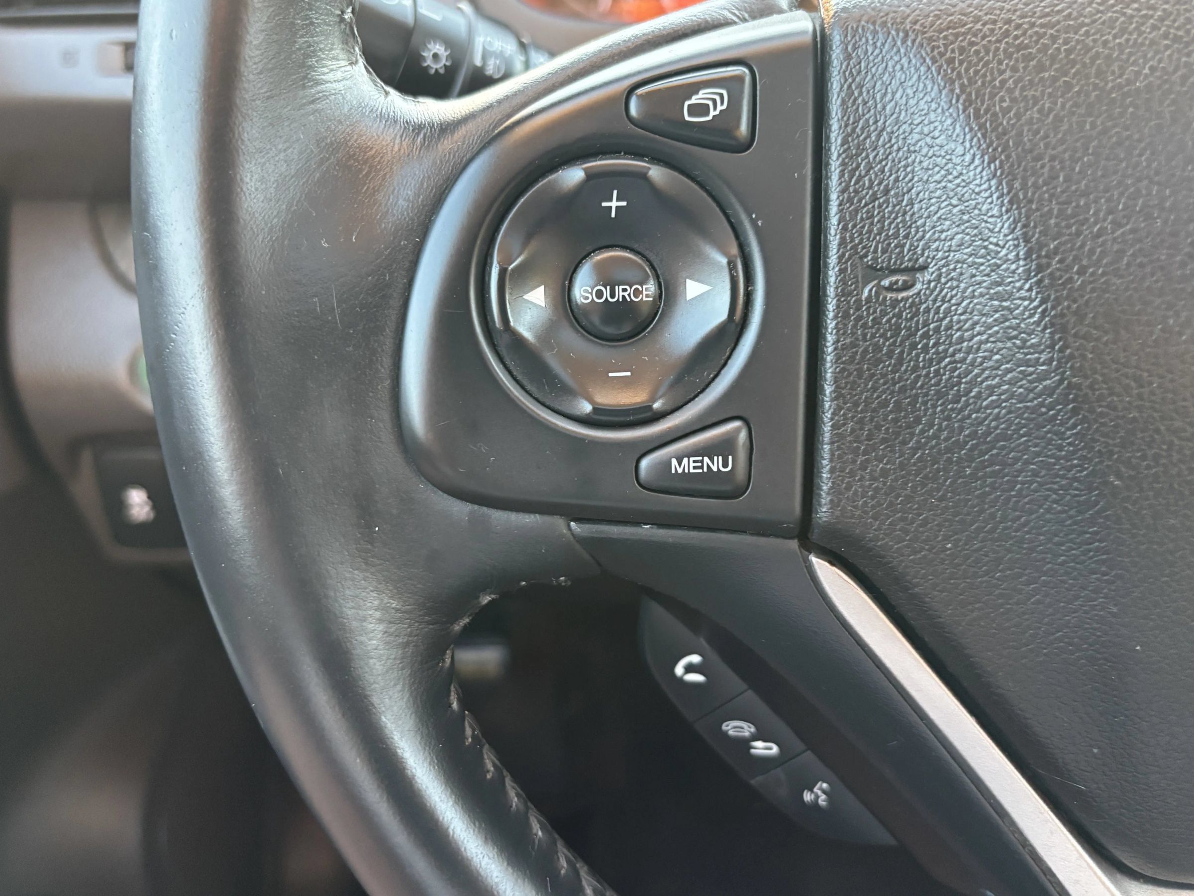 Used 2012 Honda CR-V EX-L image 18
