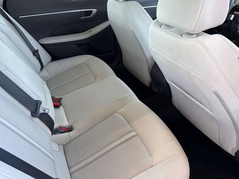 Used 2025 Hyundai Sonata SEL FWD image 21