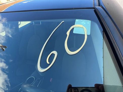 Used 2021 Toyota Camry LE image 34