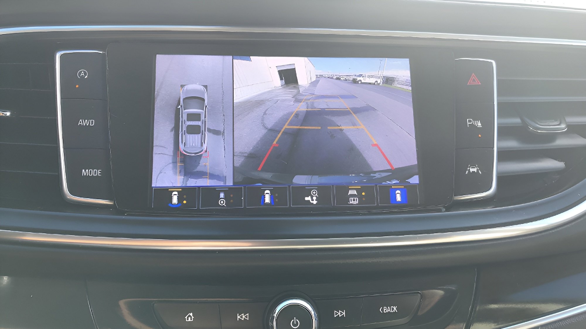 Certified 2022 Buick Enclave Avenir w/ Avenir Technology Package AWD/4WD image 30