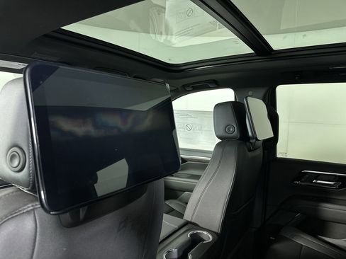 New 2026 Chevrolet Tahoe Z71 w/ Z71 Off-Road Package image 96