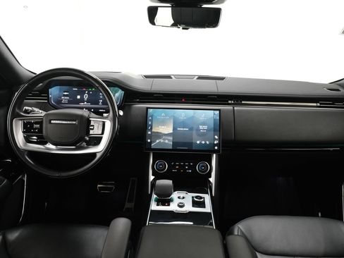 Used 2023 Land Rover Range Rover SE AWD/4WD image 8