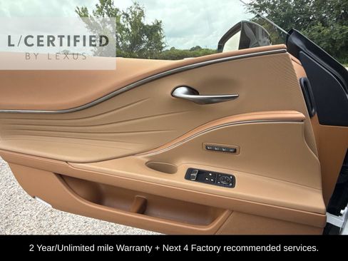 Used 2022 Lexus LC 500 Convertible w/ Touring Package RWD image 20