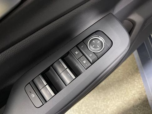 Used 2023 Toyota Prius Prime FWD image 18