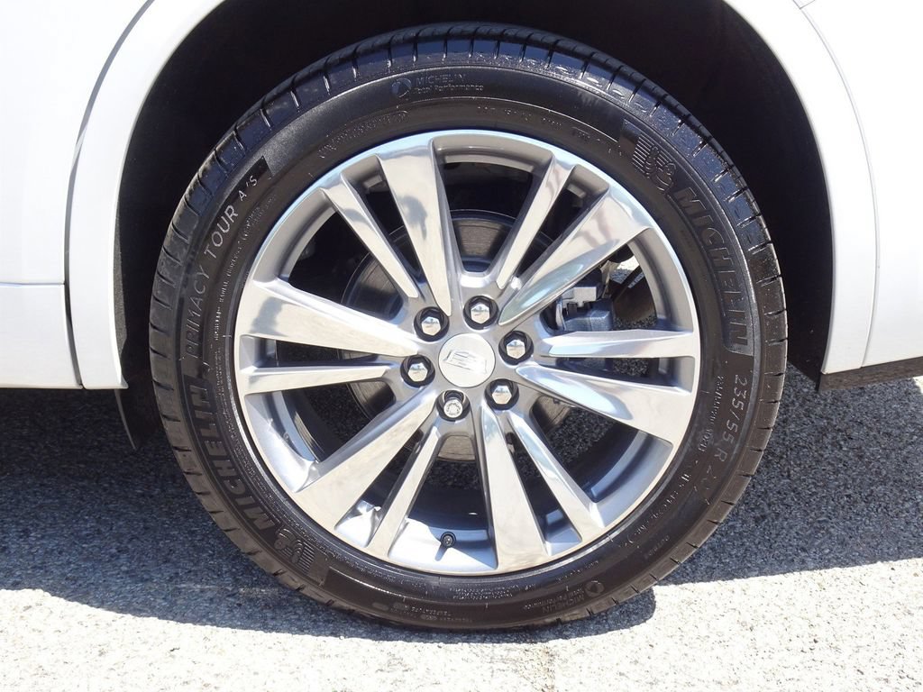 Certified 2025 Cadillac XT6 Premium Luxury w/ LPO, Floor Liner Package AWD/4WD image 23