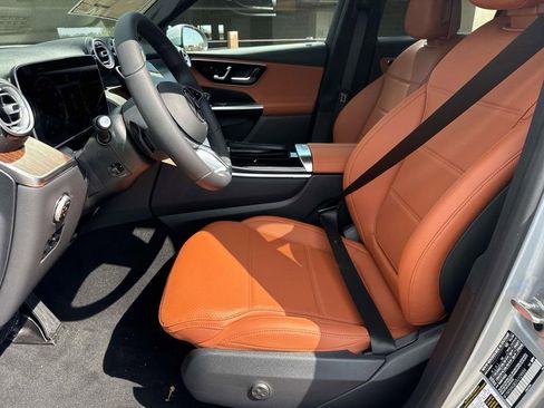 New 2026 Mercedes-Benz GLC 300 image 8
