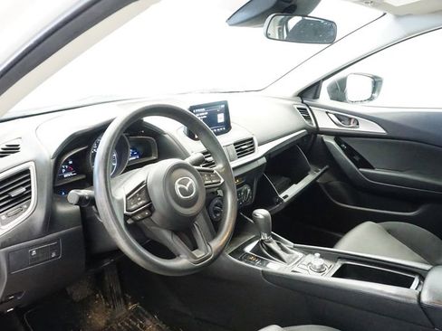 Used 2018 MAZDA MAZDA3 Sport image 21